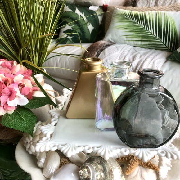 New! Set of 3 Floral Vases - Picture 2 of 4